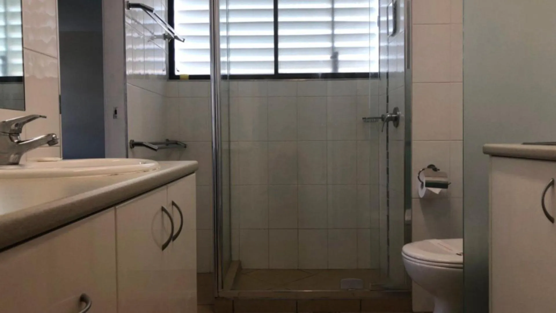 Madrid Unit 5 Apartment Caloundra 0*,  Australia